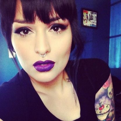 Batom roxo