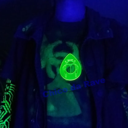Colar escaravelho 12cm amarelo fluorescente